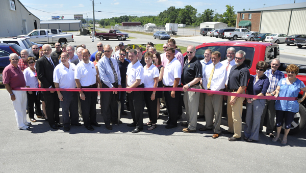 VR East Ribbon Cutting